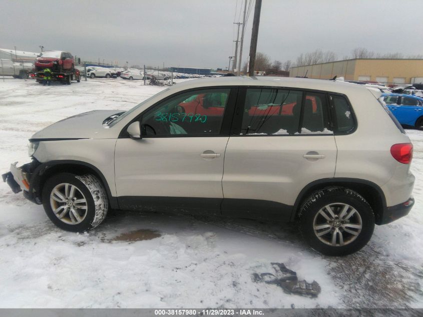 2013 VOLKSWAGEN TIGUAN S - WVGBV7AX6DW533953