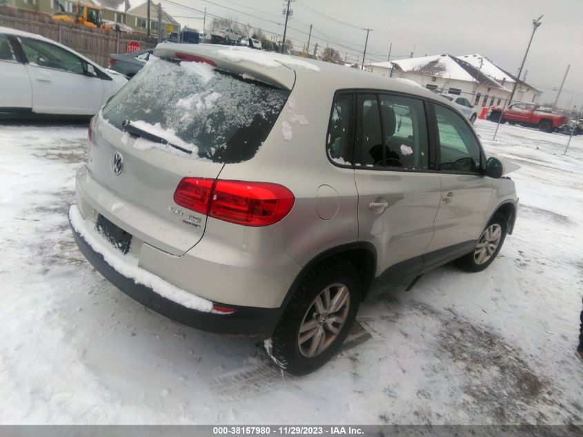 2013 VOLKSWAGEN TIGUAN S - WVGBV7AX6DW533953