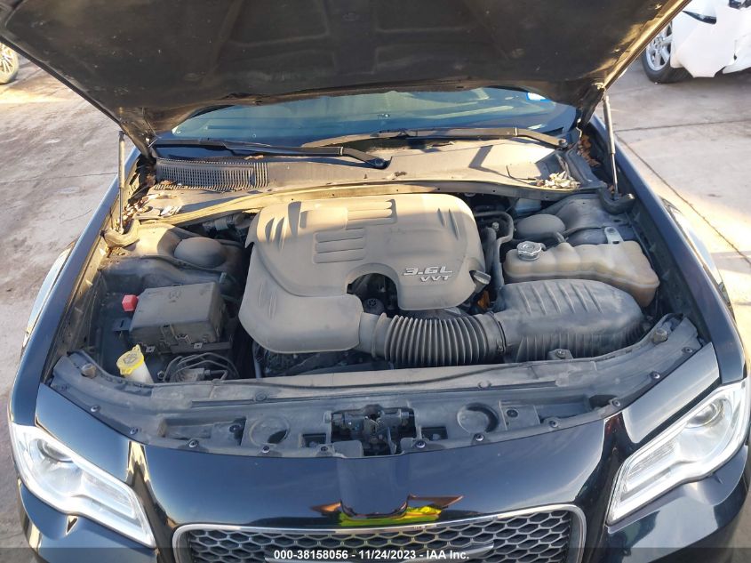 2017 CHRYSLER 300C - 2C3CCAEG5HH551925