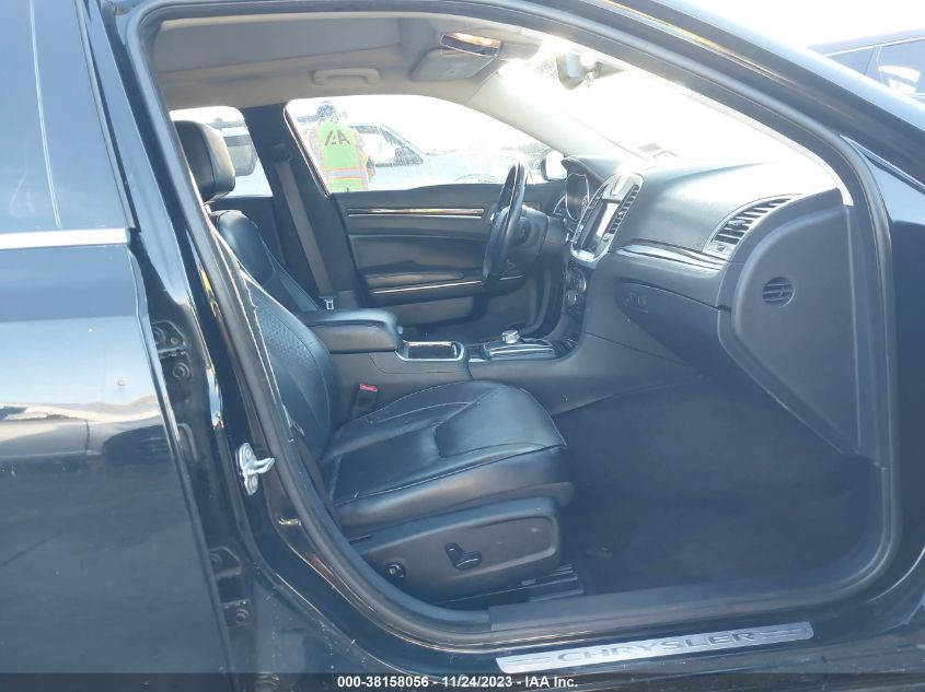 2017 CHRYSLER 300C - 2C3CCAEG5HH551925