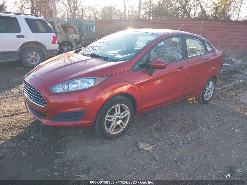 VIN 3FADP4BJ3JM112676 2018 FORD FIESTA SE