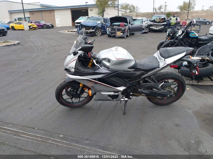 2020 YAMAHA YZFR3 A MH3RH18Y6LK004239