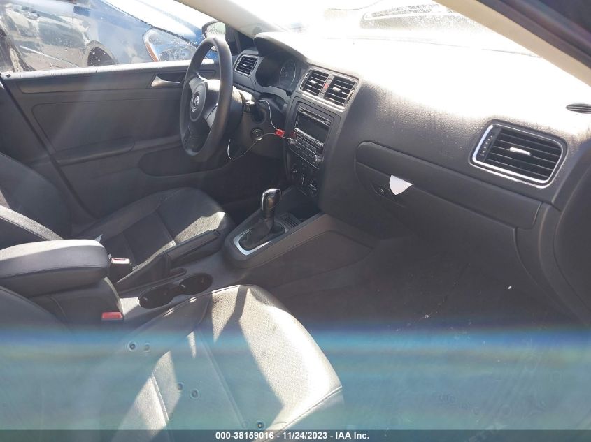 2014 VOLKSWAGEN JETTA SEDAN SE 3VWD17AJ7EM234992