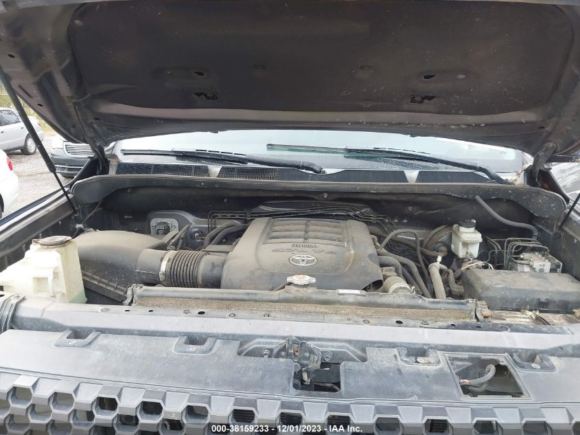 2018 TOYOTA TUNDRA SR5 5.7L V8 - 5TFUW5F15JX691936