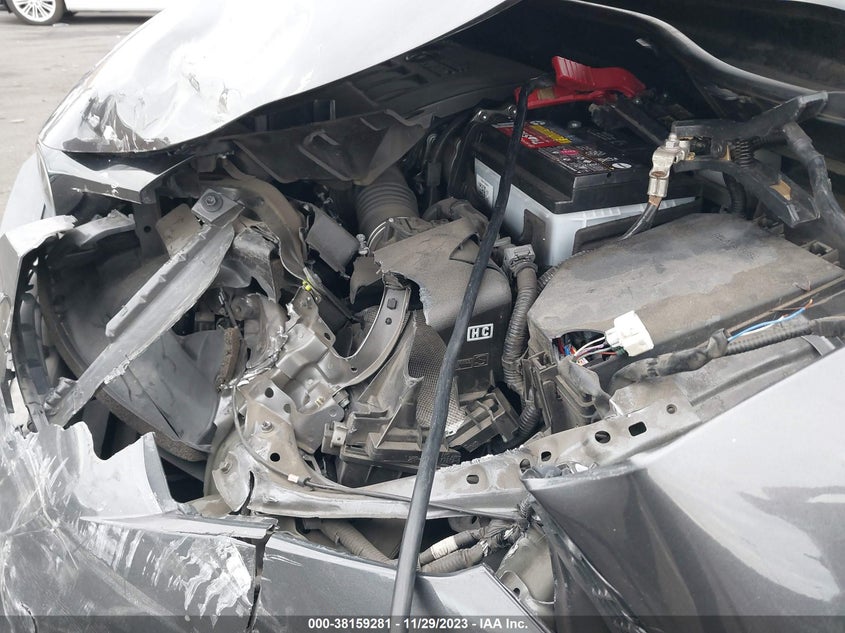 VIN NMTKHMBX9JR017864 2018 TOYOTA C-HR XLE PREMIUM