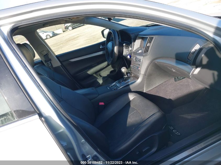2013 INFINITI G37X X JN1CV6AR9DM756667