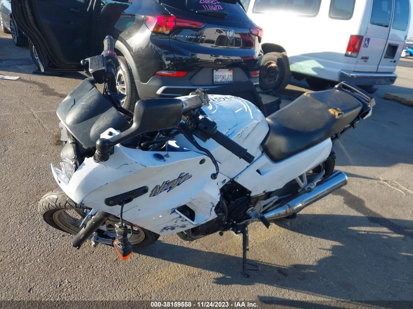 2007 KAWASAKI EX250 F - JKAEXMF107DA30432