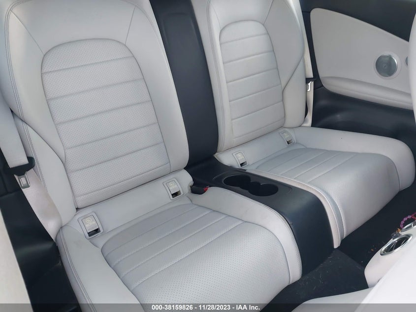 VIN WDDWJ4JB5HF417207 2017 MERCEDES-BENZ C 300