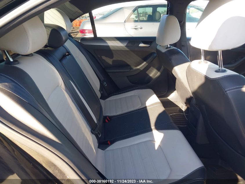 2017 VOLKSWAGEN JETTA SPORT - 3VWD17AJ5HM304915