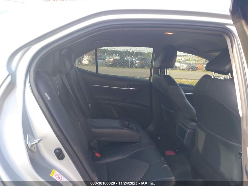 2018 TOYOTA CAMRY SE - JTNB11HK4J3023021