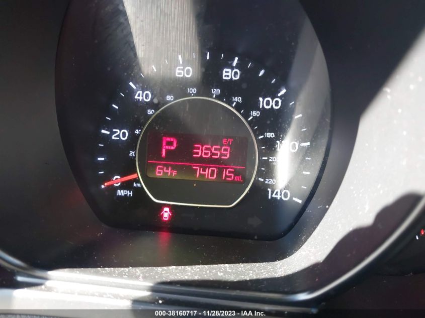 2015 KIA SOUL + - KNDJP3A53F7138935