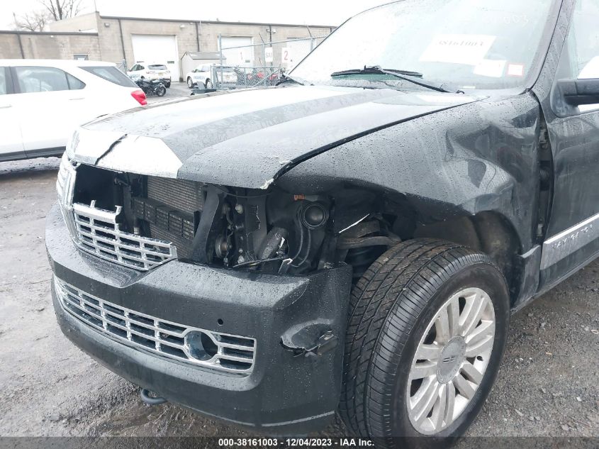 2014 LINCOLN NAVIGATOR - 5LMJJ2J55EEL04743