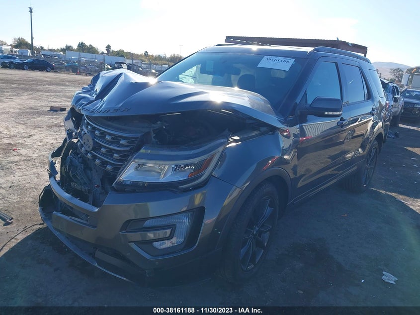 VIN 1FM5K7D84HGC85650 2017 FORD EXPLORER XLT