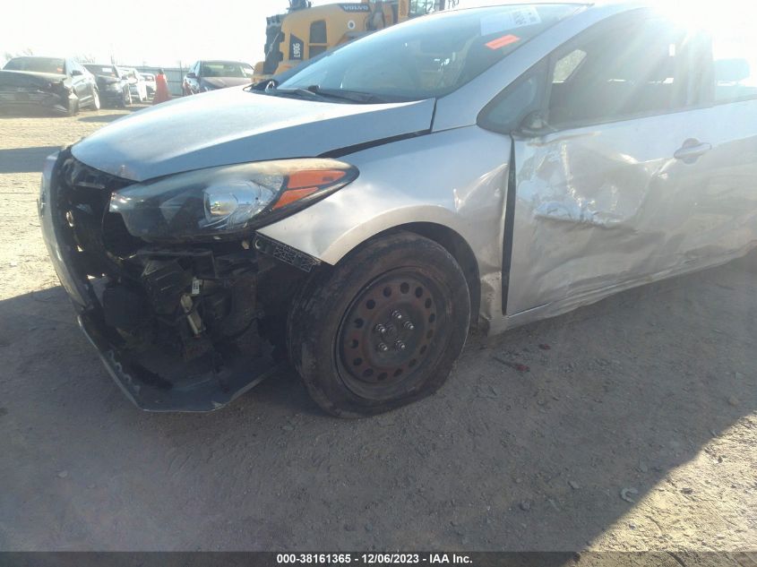 2016 KIA FORTE LX - KNAFK5A83G5575547