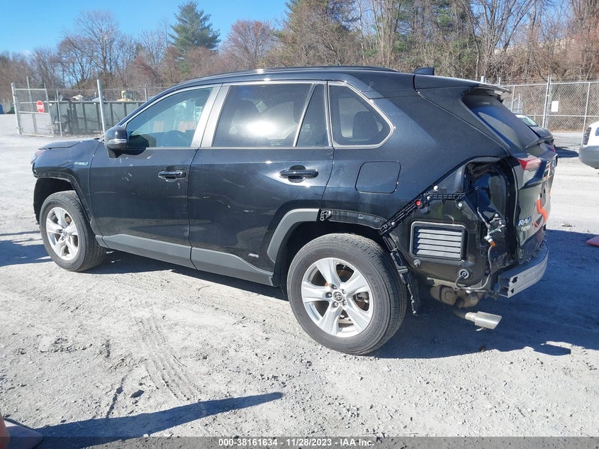 VIN 4T3RWRFV5MU031078 2021 TOYOTA RAV4 XLE HYBRID