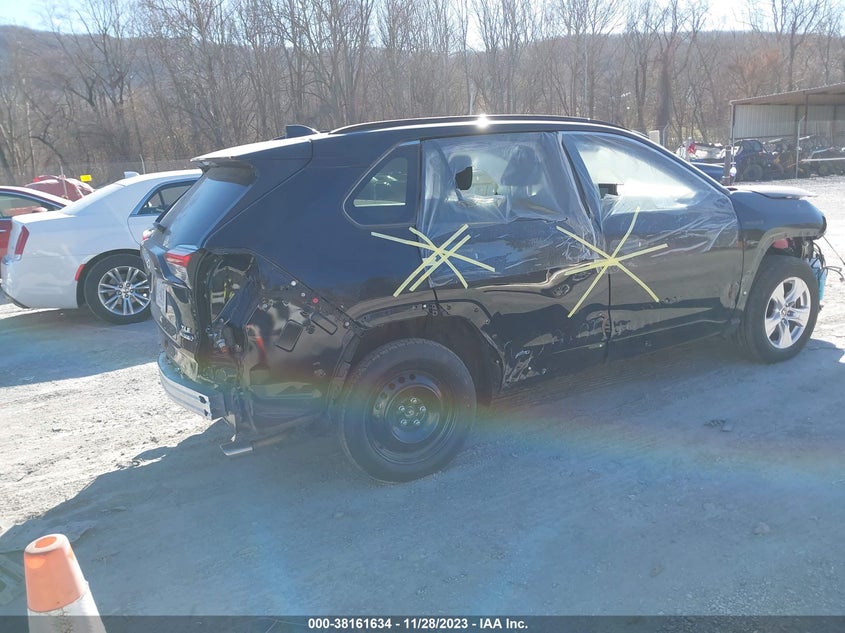 VIN 4T3RWRFV5MU031078 2021 TOYOTA RAV4 XLE HYBRID