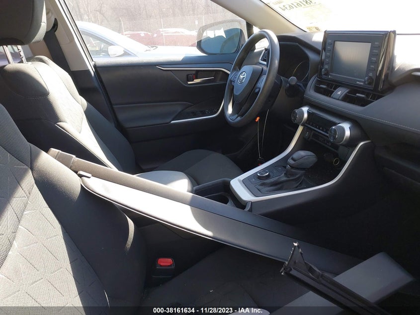 VIN 4T3RWRFV5MU031078 2021 TOYOTA RAV4 XLE HYBRID