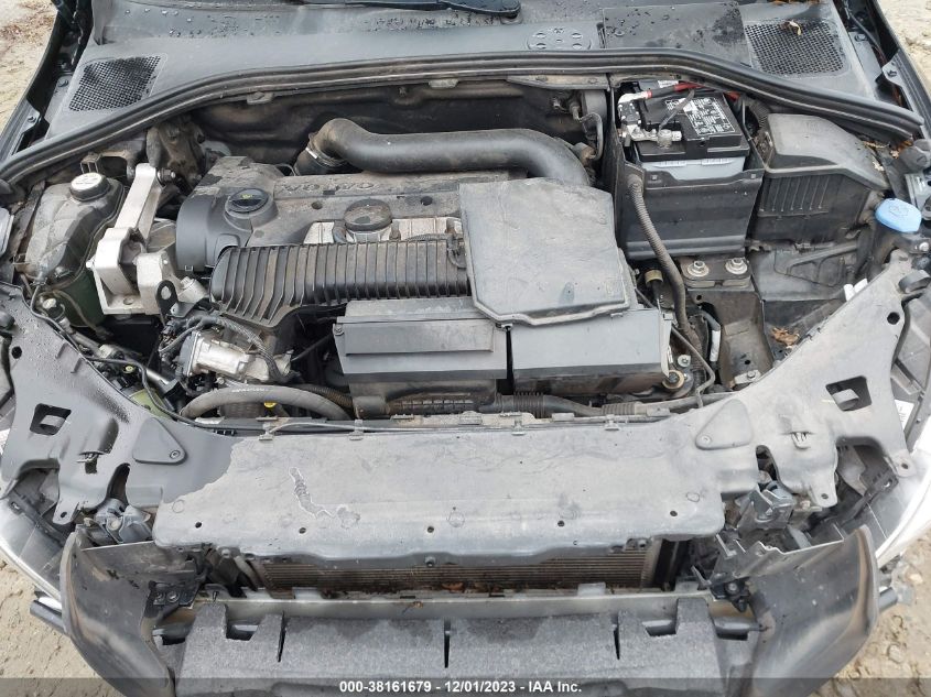2013 VOLVO S60 T5/T5 PLATINUM - YV1612FS2D2184602
