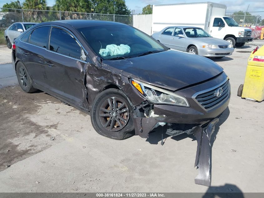 2015 HYUNDAI SONATA SE - 5NPE24AF5FH204749