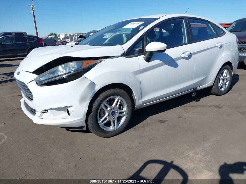 VIN 3FADP4BJ9JM106686 2018 FORD FIESTA SE