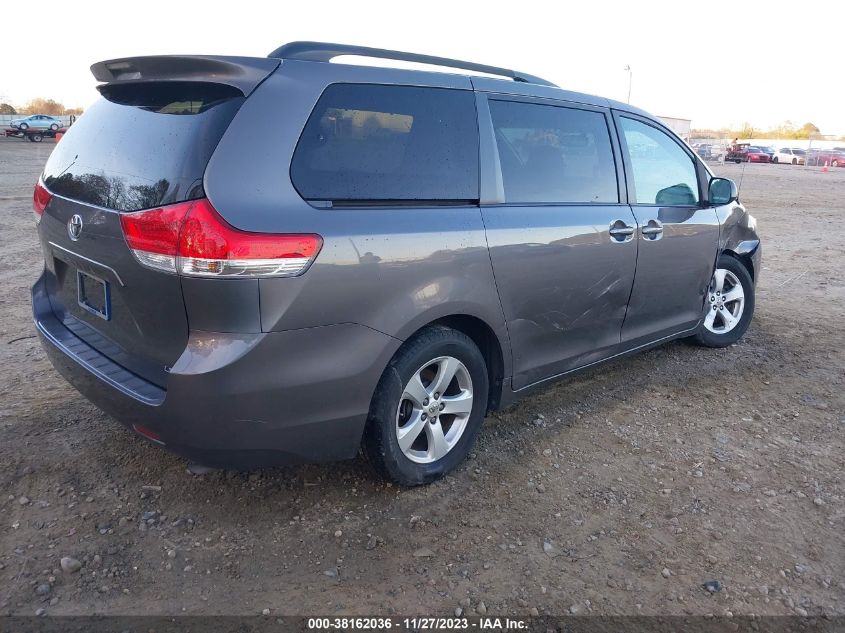 5TDKK3DC8CS191581 2012 TOYOTA SIENNA, photo no. 4