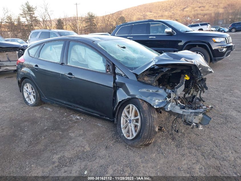 2017 FORD FOCUS SE - 1FADP3K25HL261833