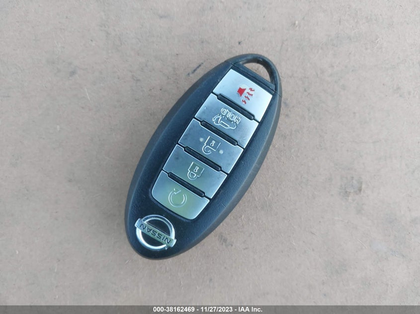 VIN KNMAT2MT5JP545633 2018 NISSAN ROGUE S/SV