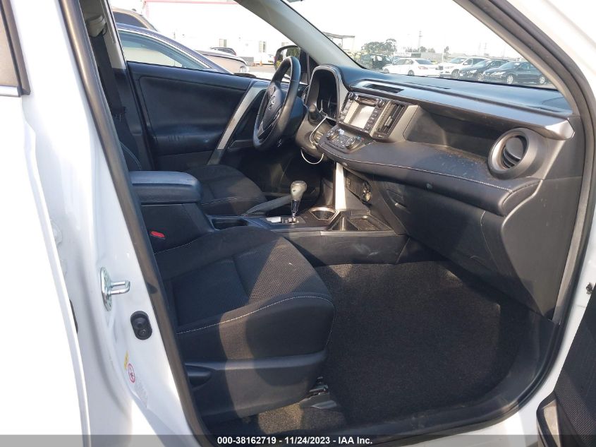 2017 TOYOTA RAV4 XLE - JTMWFREV2HD095585