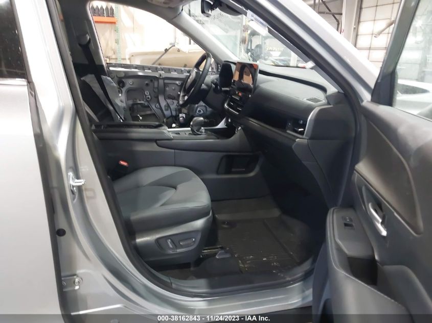 2024 TOYOTA GRAND HIGHLANDER XLE 5TDAAAB5XRS004146