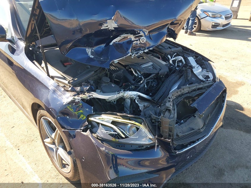 VIN WDDZF4JB5JA309767 2018 MERCEDES-BENZ E 300