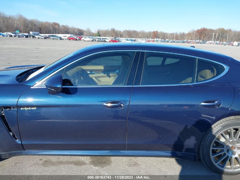 2014 PORSCHE PANAMERA E-HYBRID S - WP0AD2A70EL044358