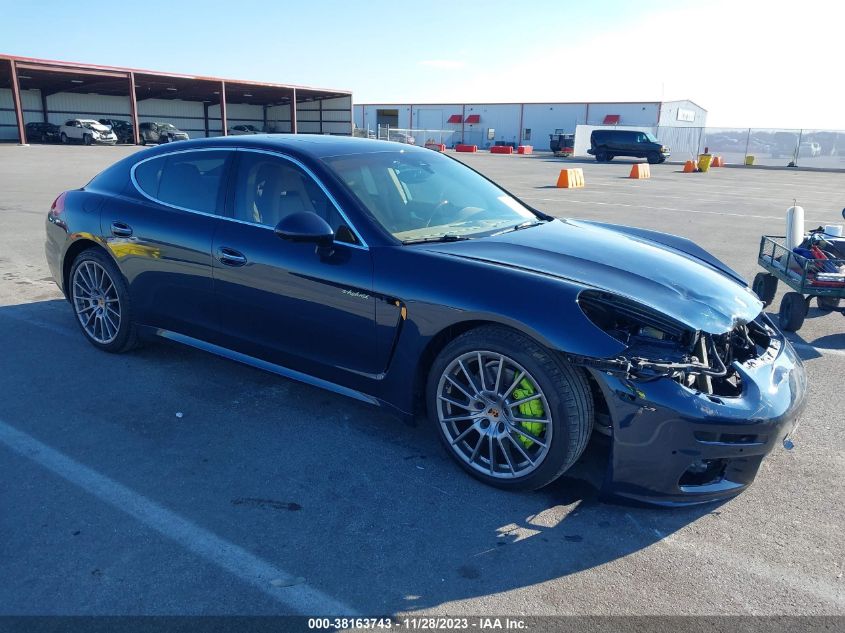 2014 PORSCHE PANAMERA E-HYBRID S - WP0AD2A70EL044358