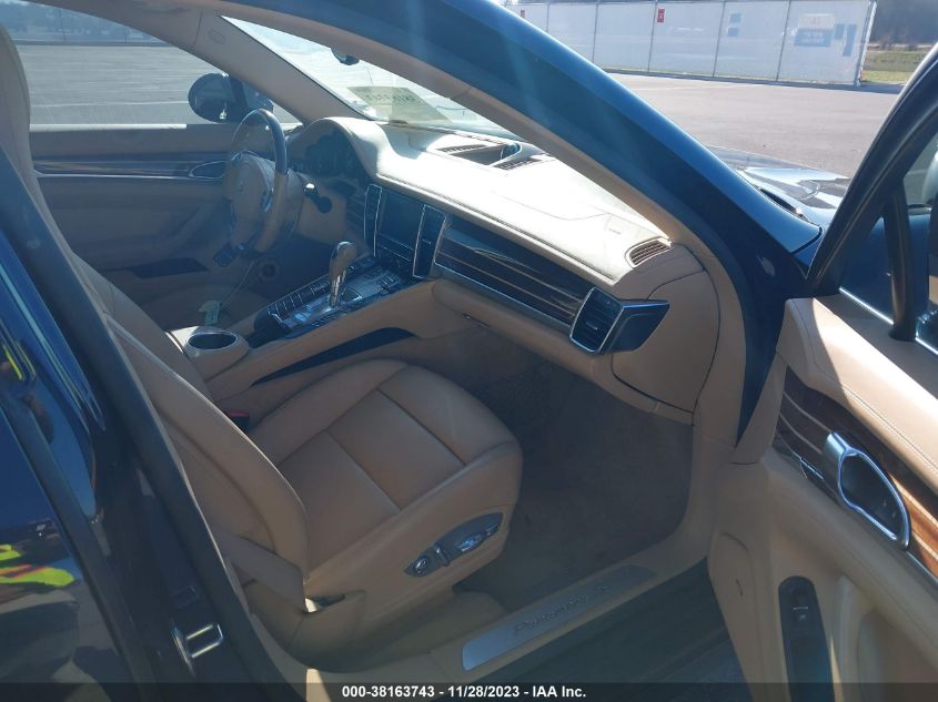 2014 PORSCHE PANAMERA E-HYBRID S - WP0AD2A70EL044358