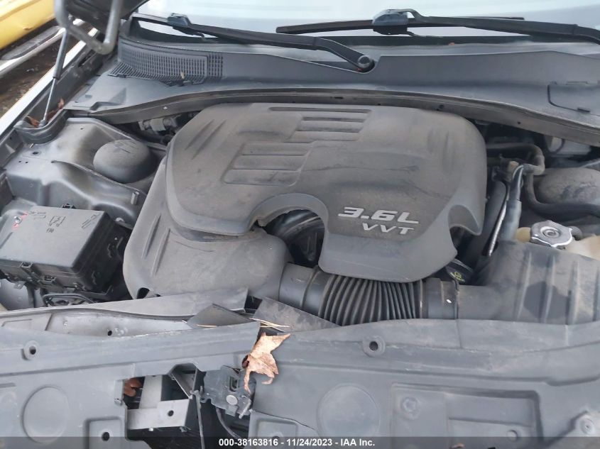 2016 CHRYSLER 300 300C - 2C3CCAEG5GH128079