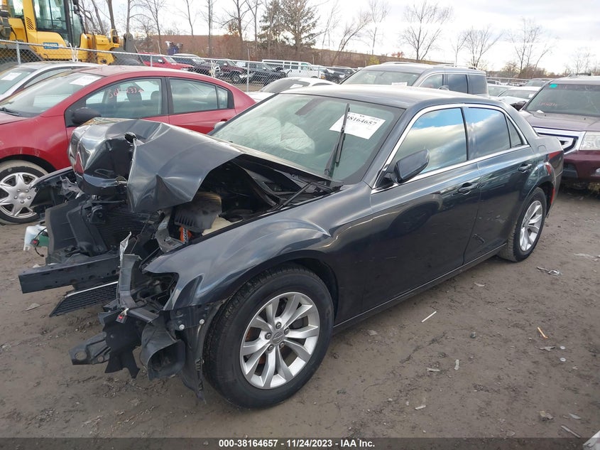 VIN 2C3CCAAG1JH340376 2018 CHRYSLER 300 TOURING
