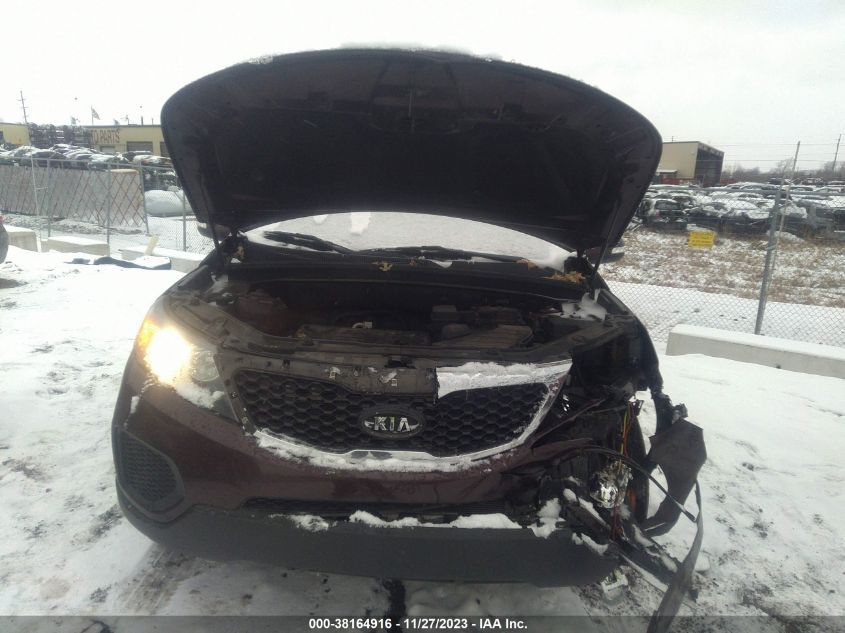 2013 KIA SORENTO LX - 5XYKT3A17DG334888