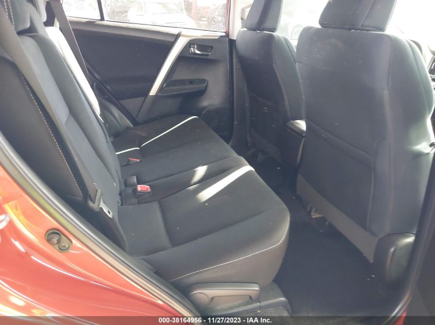 2015 TOYOTA RAV4 XLE - 2T3WFREV0FW223791