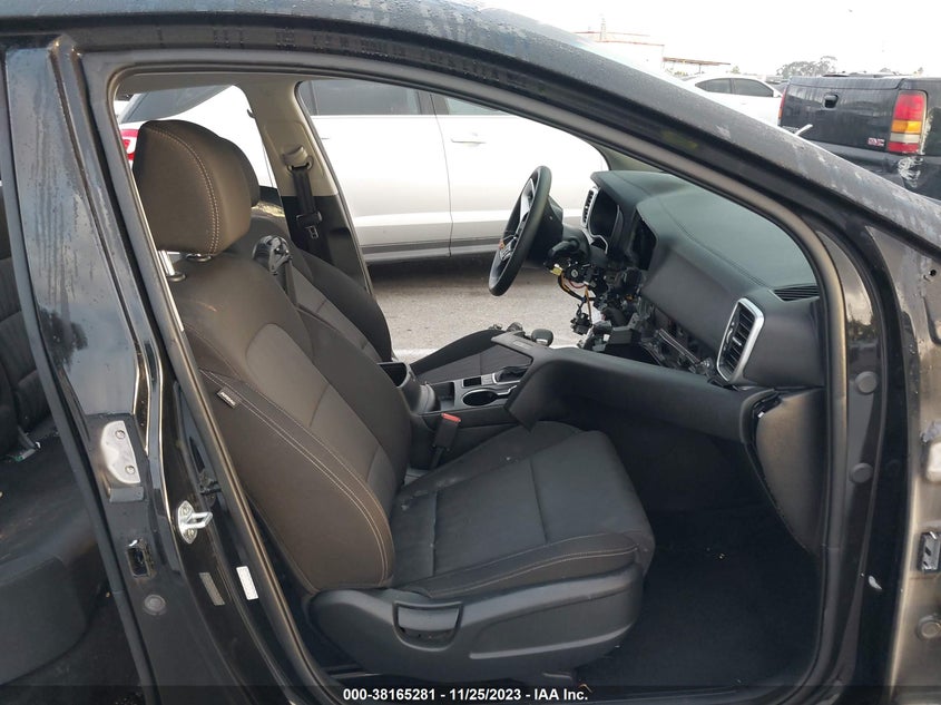 VIN KNDPM3AC3L7791536 2020 KIA SPORTAGE LX