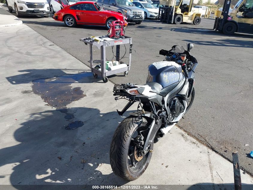 2015 SUZUKI GSX-R750 JS1GR7MA0F2101479