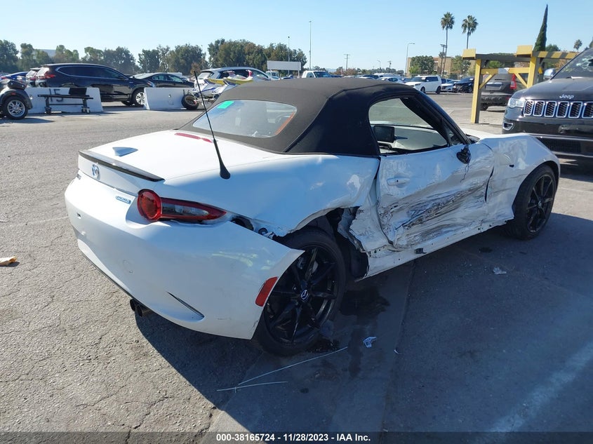 VIN JM1NDAC7XP0555394 2023 MAZDA MX-5 MIATA CLUB