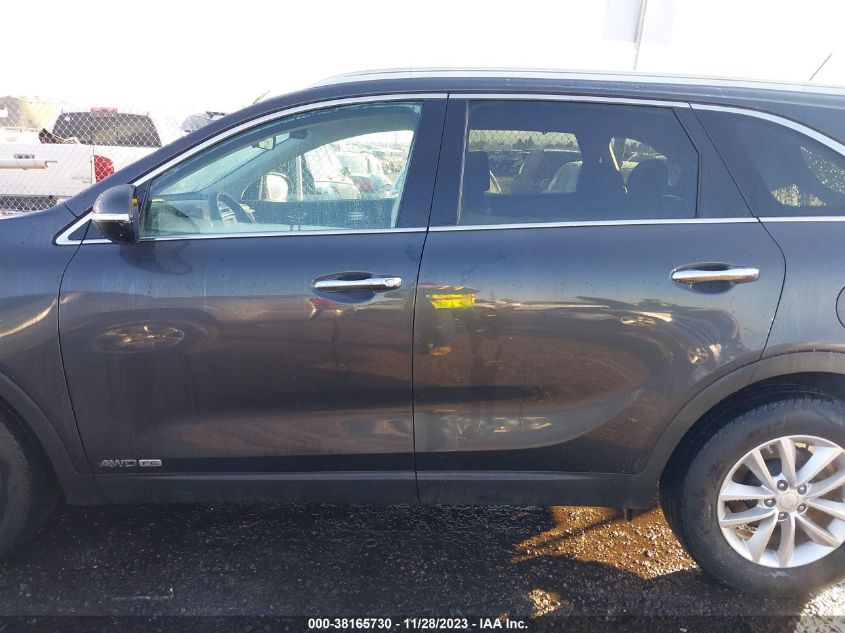 2017 KIA SORENTO LX V6 - 5XYPGDA59HG324890