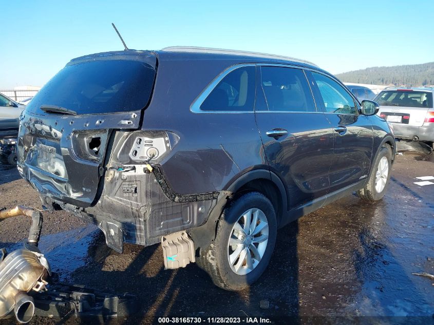 2017 KIA SORENTO LX V6 - 5XYPGDA59HG324890