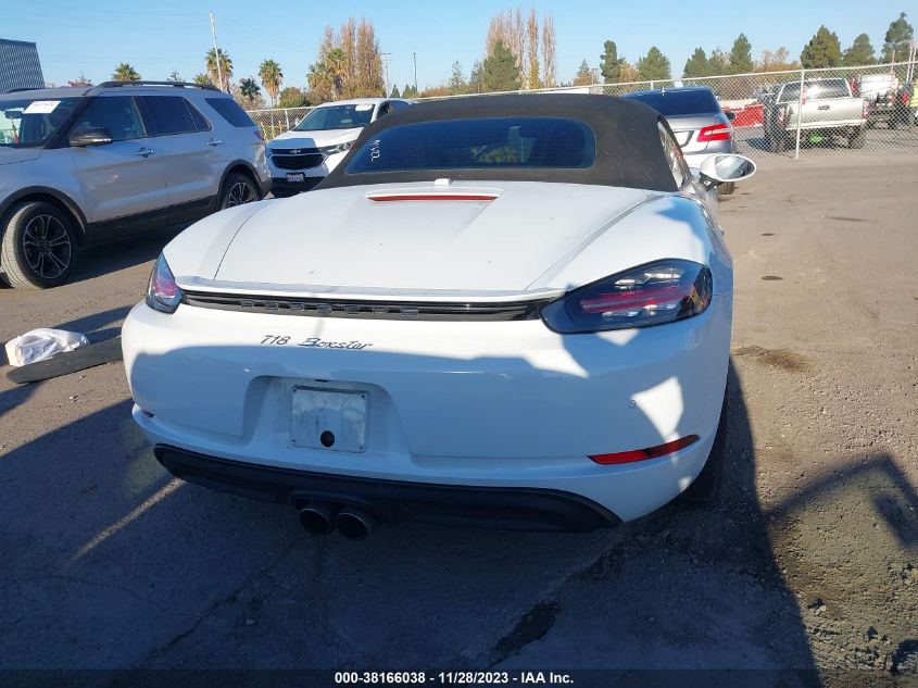 2017 PORSCHE 718 BOXSTER WP0CA2A85HS221619