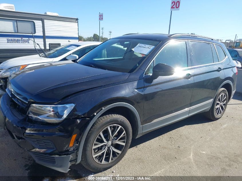 2018 VOLKSWAGEN TIGUAN 2.0T SE/2.0T SEL - 3VV2B7AX7JM220100