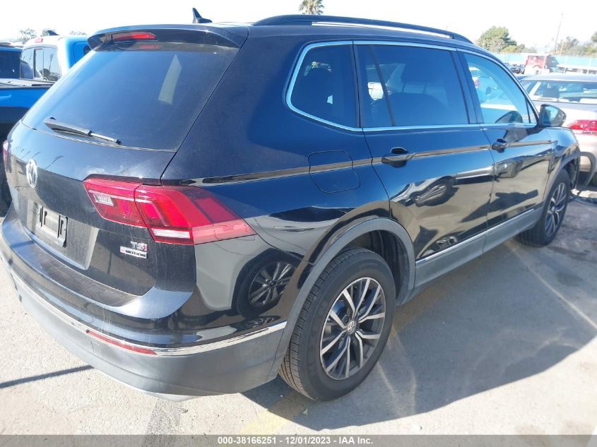 2018 VOLKSWAGEN TIGUAN 2.0T SE/2.0T SEL - 3VV2B7AX7JM220100