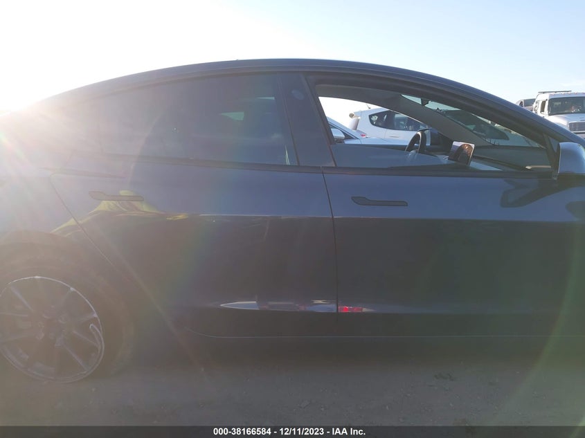 VIN 5YJ3E1EB9NF178321 2022 TESLA MODEL 3