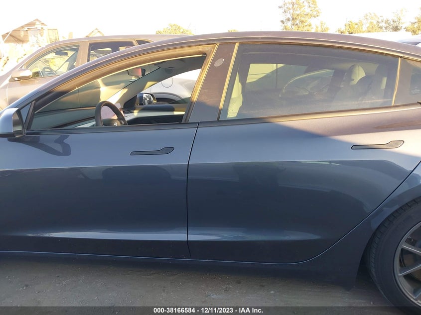 VIN 5YJ3E1EB9NF178321 2022 TESLA MODEL 3