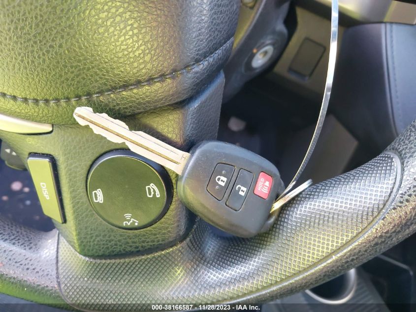 2014 TOYOTA RAV4 LE - JTMBFREV1EJ005094