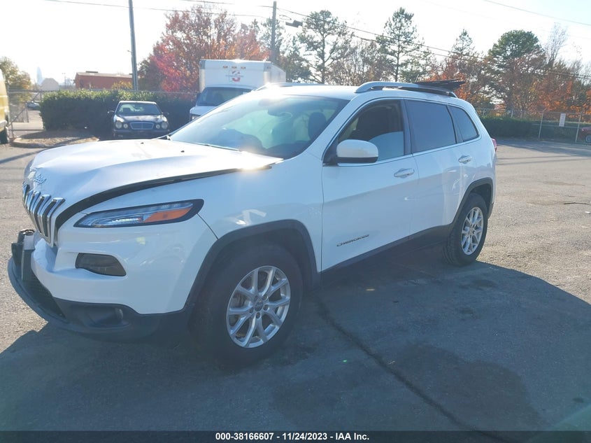 VIN 1C4PJMCB5JD570554 2018 JEEP CHEROKEE LATITUDE 4X4