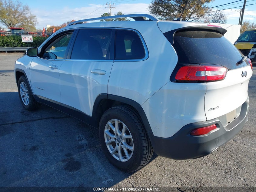 VIN 1C4PJMCB5JD570554 2018 JEEP CHEROKEE LATITUDE 4X4